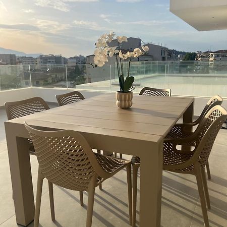 White Luxury Apartment Tríkala Екстериор снимка